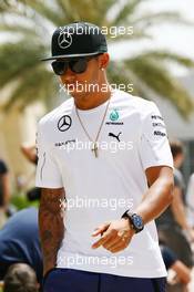 Lewis Hamilton (GBR) Mercedes AMG F1. 04.04.2014. Formula 1 World Championship, Rd 3, Bahrain Grand Prix, Sakhir, Bahrain, Practice Day