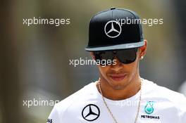 Lewis Hamilton (GBR) Mercedes AMG F1. 04.04.2014. Formula 1 World Championship, Rd 3, Bahrain Grand Prix, Sakhir, Bahrain, Practice Day