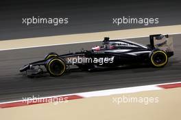 Jenson Button (GBR), McLaren F1 Team  04.04.2014. Formula 1 World Championship, Rd 3, Bahrain Grand Prix, Sakhir, Bahrain, Practice Day