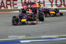 Daniel Ricciardo (AUS), Red Bull Racing and Sebastian Vettel (GER), Red Bull Racing  06.04.2014. Formula 1 World Championship, Rd 3, Bahrain Grand Prix, Sakhir, Bahrain, Race Day.