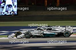 Lewis Hamilton (GBR), Mercedes AMG F1 Team and Nico Rosberg (GER), Mercedes AMG F1 Team  06.04.2014. Formula 1 World Championship, Rd 3, Bahrain Grand Prix, Sakhir, Bahrain, Race Day.