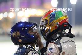 Esteban Gutierrez (MEX), Sauber F1 Team crashes with Pastor Maldonado (VEN), Lotus F1 Team  06.04.2014. Formula 1 World Championship, Rd 3, Bahrain Grand Prix, Sakhir, Bahrain, Race Day.