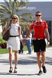 Max Chilton (GBR) Marussia F1 Team with his girlfriend Chloe Robert (GBR). 06.04.2014. Formula 1 World Championship, Rd 3, Bahrain Grand Prix, Sakhir, Bahrain, Race Day.