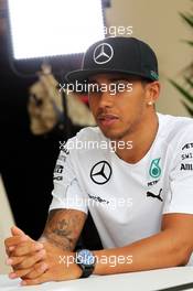 Lewis Hamilton (GBR) Mercedes AMG F1. 03.04.2014. Formula 1 World Championship, Rd 3, Bahrain Grand Prix, Sakhir, Bahrain, Preparation Day.