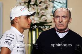 (L to R): Valtteri Bottas (FIN) Williams with Frank Williams (GBR) Williams Team Owner. 03.04.2014. Formula 1 World Championship, Rd 3, Bahrain Grand Prix, Sakhir, Bahrain, Preparation Day.