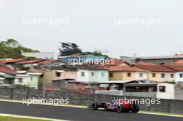 Daniil Kvyat (RUS) Scuderia Toro Rosso STR9. 07.11.2014. Formula 1 World Championship, Rd 18, Brazilian Grand Prix, Sao Paulo, Brazil, Practice Day.