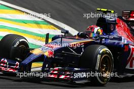 Daniil Kvyat (RUS) Scuderia Toro Rosso STR9. 07.11.2014. Formula 1 World Championship, Rd 18, Brazilian Grand Prix, Sao Paulo, Brazil, Practice Day.