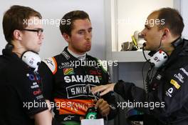 Daniel Juncadella (ESP) Sahara Force India F1 Team Test and Reserve Driver (Centre) with Gianpiero Lambiase (ITA) Sahara Force India F1 Engineer (Right). 07.11.2014. Formula 1 World Championship, Rd 18, Brazilian Grand Prix, Sao Paulo, Brazil, Practice Day.