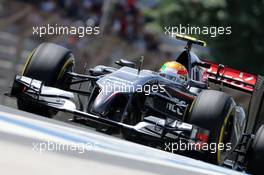 Esteban Gutierrez (MEX), Sauber F1 Team  07.11.2014. Formula 1 World Championship, Rd 18, Brazilian Grand Prix, Sao Paulo, Brazil, Practice Day.