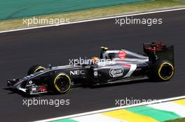 Esteban Gutierrez (MEX) Sauber C33. 07.11.2014. Formula 1 World Championship, Rd 18, Brazilian Grand Prix, Sao Paulo, Brazil, Practice Day.