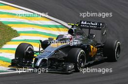 Kevin Magnussen (DEN) McLaren MP4-29. 07.11.2014. Formula 1 World Championship, Rd 18, Brazilian Grand Prix, Sao Paulo, Brazil, Practice Day.