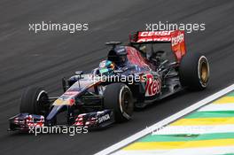 Jean-Eric Vergne (FRA) Scuderia Toro Rosso STR9. 08.11.2014. Formula 1 World Championship, Rd 18, Brazilian Grand Prix, Sao Paulo, Brazil, Qualifying Day.