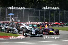 Start of the race, Nico Rosberg (GER), Mercedes AMG F1 Team and Lewis Hamilton (GBR), Mercedes AMG F1 Team  08.06.2014. Formula 1 World Championship, Rd 7, Canadian Grand Prix, Montreal, Canada, Race Day.