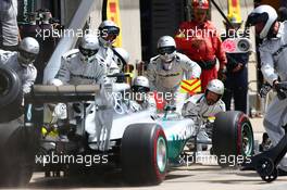 Nico Rosberg (GER) Mercedes AMG F1 W05 makes a pit stop. 08.06.2014. Formula 1 World Championship, Rd 7, Canadian Grand Prix, Montreal, Canada, Race Day.