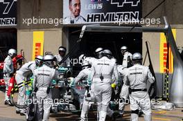 Lewis Hamilton (GBR) Mercedes AMG F1 W05 pulls into the pits to retire from the race. 08.06.2014. Formula 1 World Championship, Rd 7, Canadian Grand Prix, Montreal, Canada, Race Day.