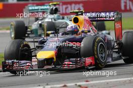 Daniel Ricciardo (AUS), Red Bull Racing and Nico Rosberg (GER), Mercedes AMG F1 Team  08.06.2014. Formula 1 World Championship, Rd 7, Canadian Grand Prix, Montreal, Canada, Race Day.