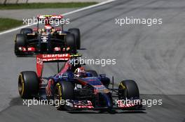 Daniil Kvyat (RUS) Scuderia Toro Rosso STR9. 08.06.2014. Formula 1 World Championship, Rd 7, Canadian Grand Prix, Montreal, Canada, Race Day.