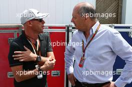 (L to R): Guy Laliberte (CDN) Businessman with Ron Dennis (GBR) McLaren Executive Chairman. 08.06.2014. Formula 1 World Championship, Rd 7, Canadian Grand Prix, Montreal, Canada, Race Day.