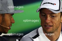 (L to R): Lewis Hamilton (GBR) Mercedes AMG F1 and Jenson Button (GBR) McLaren in the FIA Press Conference. 05.06.2014. Formula 1 World Championship, Rd 7, Canadian Grand Prix, Montreal, Canada, Preparation Day.