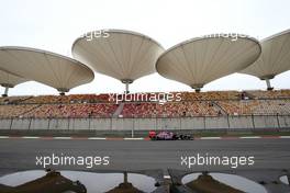 Daniil Kvyat (RUS), Scuderia Toro Rosso  18.04.2014. Formula 1 World Championship, Rd 4, Chinese Grand Prix, Shanghai, China, Practice Day.