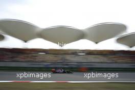 Daniil Kvyat (RUS) Scuderia Toro Rosso STR9. 18.04.2014. Formula 1 World Championship, Rd 4, Chinese Grand Prix, Shanghai, China, Practice Day.