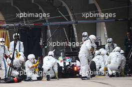 Felipe Massa (BRA) Williams FW36 makes a pit stop. 20.04.2014. Formula 1 World Championship, Rd 4, Chinese Grand Prix, Shanghai, China, Race Day.