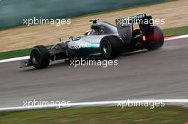 Lewis Hamilton (GBR) Mercedes AMG F1 W05. 19.04.2014. Formula 1 World Championship, Rd 4, Chinese Grand Prix, Shanghai, China, Qualifying Day.