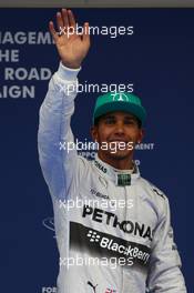 Pole for Lewis Hamilton (GBR) Mercedes AMG F1. 19.04.2014. Formula 1 World Championship, Rd 4, Chinese Grand Prix, Shanghai, China, Qualifying Day.