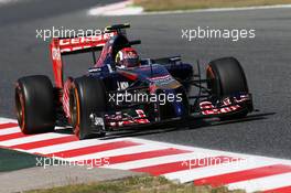 Daniil Kvyat (RUS) Scuderia Toro Rosso STR9. 09.05.2014. Formula 1 World Championship, Rd 5, Spanish Grand Prix, Barcelona, Spain, Practice Day.