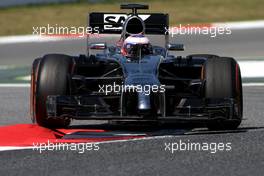 Jenson Button (GBR), McLaren F1 Team  09.05.2014. Formula 1 World Championship, Rd 5, Spanish Grand Prix, Barcelona, Spain, Practice Day.