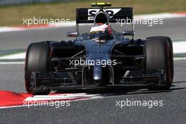 Kevin Magnussen (DEN), McLaren F1  09.05.2014. Formula 1 World Championship, Rd 5, Spanish Grand Prix, Barcelona, Spain, Practice Day.