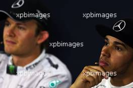 (L to R): Nico Rosberg (GER) Mercedes AMG F1 and team mate Lewis Hamilton (GBR) Mercedes AMG F1 in the FIA Press Conference. 11.05.2014. Formula 1 World Championship, Rd 5, Spanish Grand Prix, Barcelona, Spain, Race Day.