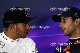 (L to R): race winner Lewis Hamilton (GBR) Mercedes AMG F1 and third placed Daniel Ricciardo (AUS) Red Bull Racing in the FIA Press Conference. 11.05.2014. Formula 1 World Championship, Rd 5, Spanish Grand Prix, Barcelona, Spain, Race Day.