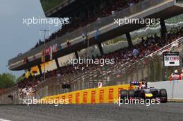 Daniel Ricciardo (AUS) Red Bull Racing RB10. 11.05.2014. Formula 1 World Championship, Rd 5, Spanish Grand Prix, Barcelona, Spain, Race Day.
