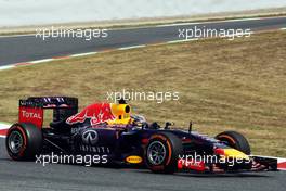 Sebastian Vettel (GER) Red Bull Racing RB10. 10.05.2014. Formula 1 World Championship, Rd 5, Spanish Grand Prix, Barcelona, Spain, Qualifying Day.