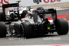 Valtteri Bottas (FIN) Williams FW36 leads Kevin Magnussen (DEN) McLaren MP4-29. 10.05.2014. Formula 1 World Championship, Rd 5, Spanish Grand Prix, Barcelona, Spain, Qualifying Day.