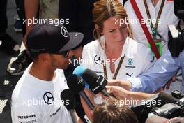 Lewis Hamilton (GBR) Mercedes AMG F1 with the media. 08.05.2014. Formula 1 World Championship, Rd 5, Spanish Grand Prix, Barcelona, Spain, Preparation Day.