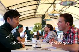 Kamui Kobayashi (JPN), Caterham F1 Team talks to Gregory Demoen (BEL), F1i.com journalist 08.05.2014. Formula 1 World Championship, Rd 5, Spanish Grand Prix, Barcelona, Spain, Preparation Day.