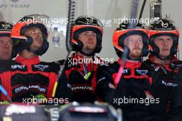 Marussia F1 Team mechanics 06.07.2014. Formula 1 World Championship, Rd 9, British Grand Prix, Silverstone, England, Race Day.