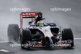Jean-Eric Vergne (FRA) Scuderia Toro Rosso STR9. 05.07.2014. Formula 1 World Championship, Rd 9, British Grand Prix, Silverstone, England, Qualifying Day.