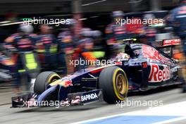 Daniil Kvyat (RUS), Scuderia Toro Rosso during pitstop 20.07.2014. Formula 1 World Championship, Rd 10, German Grand Prix, Hockenheim, Germany, Race Day.