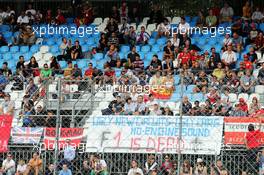 A banner from unhappy F1 fans proclaiming 'F1 is Dead'. 05.09.2014. Formula 1 World Championship, Rd 13, Italian Grand Prix, Monza, Italy, Practice Day.