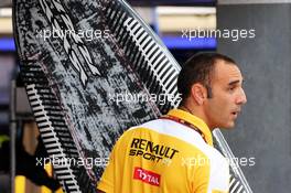 Cyril Abiteboul (FRA) Renault Sport F1 Managing Director with a surfboard. 05.09.2014. Formula 1 World Championship, Rd 13, Italian Grand Prix, Monza, Italy, Practice Day.