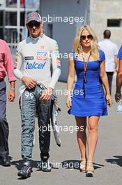 Adrian Sutil (GER) Sauber with his girlfriend Jennifer Becks (GER). 06.09.2014. Formula 1 World Championship, Rd 13, Italian Grand Prix, Monza, Italy, Qualifying Day.