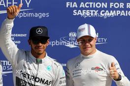 Lewis Hamilton (GBR), Mercedes AMG F1 Team and Valtteri Bottas (FIN), Williams F1 Team  06.09.2014. Formula 1 World Championship, Rd 13, Italian Grand Prix, Monza, Italy, Qualifying Day.
