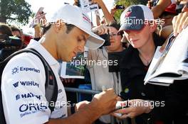 Felipe Massa (BRA) Williams signs autographs for the fans. 06.09.2014. Formula 1 World Championship, Rd 13, Italian Grand Prix, Monza, Italy, Qualifying Day.
