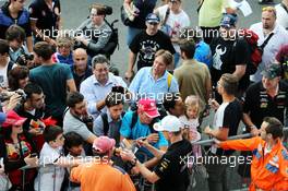Nico Hulkenberg (GER) Sahara Force India F1 signs autographs for the fans. 04.09.2014. Formula 1 World Championship, Rd 13, Italian Grand Prix, Monza, Italy, Preparation Day.