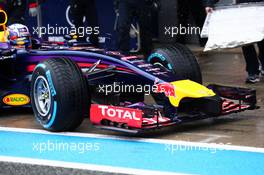 Daniel Ricciardo (AUS) Red Bull Racing RB10 front wing and nosecone detail. 31.01.2014. Formula One Testing, Day Four, Jerez, Spain.