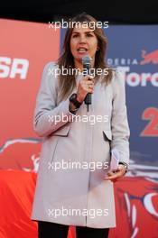 Nira Juanco (ESP) Antena 3 TV Presenter at the Scuderia Toro Rosso STR9 unveiling. 27.01.2014. Formula One Testing, Preparations, Jerez, Spain.