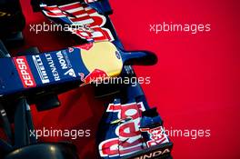 The Scuderia Toro Rosso STR9 nosecone and front wing. 27.01.2014. Formula One Testing, Preparations, Jerez, Spain.